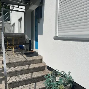 Apartment Dreams Im Erdgeschoss, Koetz