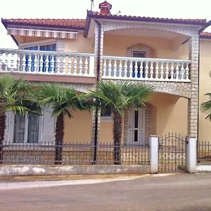  Apartment Marinela Kroatien